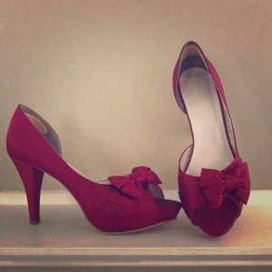David’s bridal red Maribelle heel